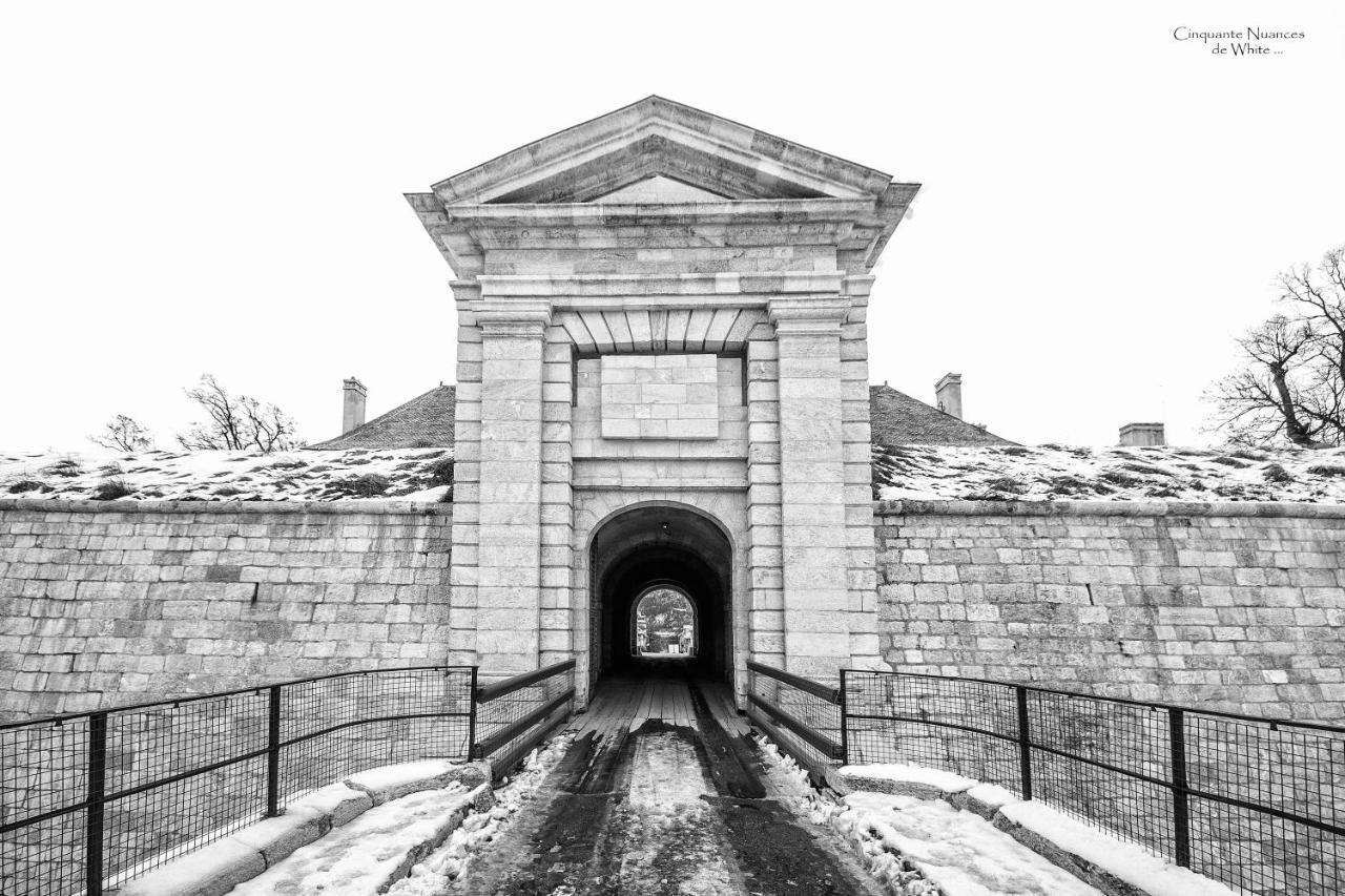 Auberge De L'Echauguette Mont-Dauphin Luaran gambar